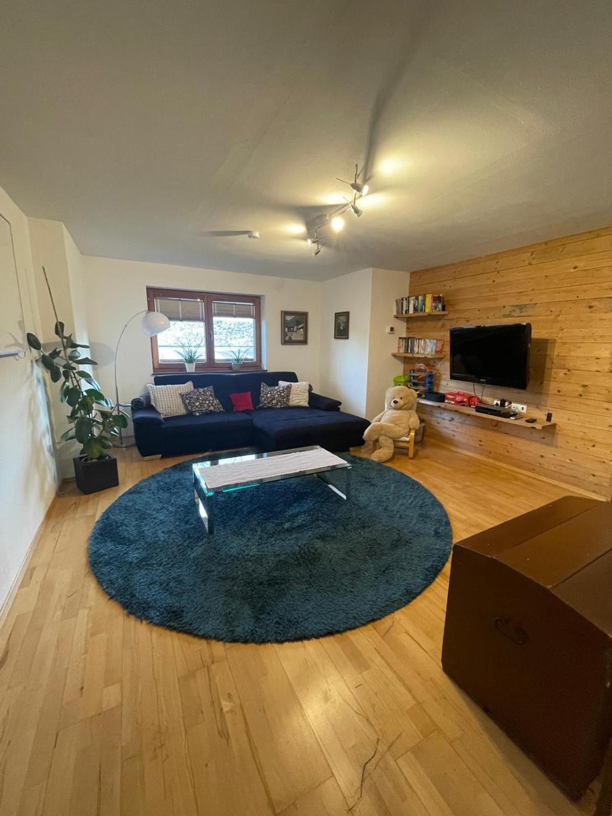 Upcycling Appartement Fischl - Nachhaltig Und Kreativ Wohnen Fuer Gross Und Klein Jenbach Bagian luar foto